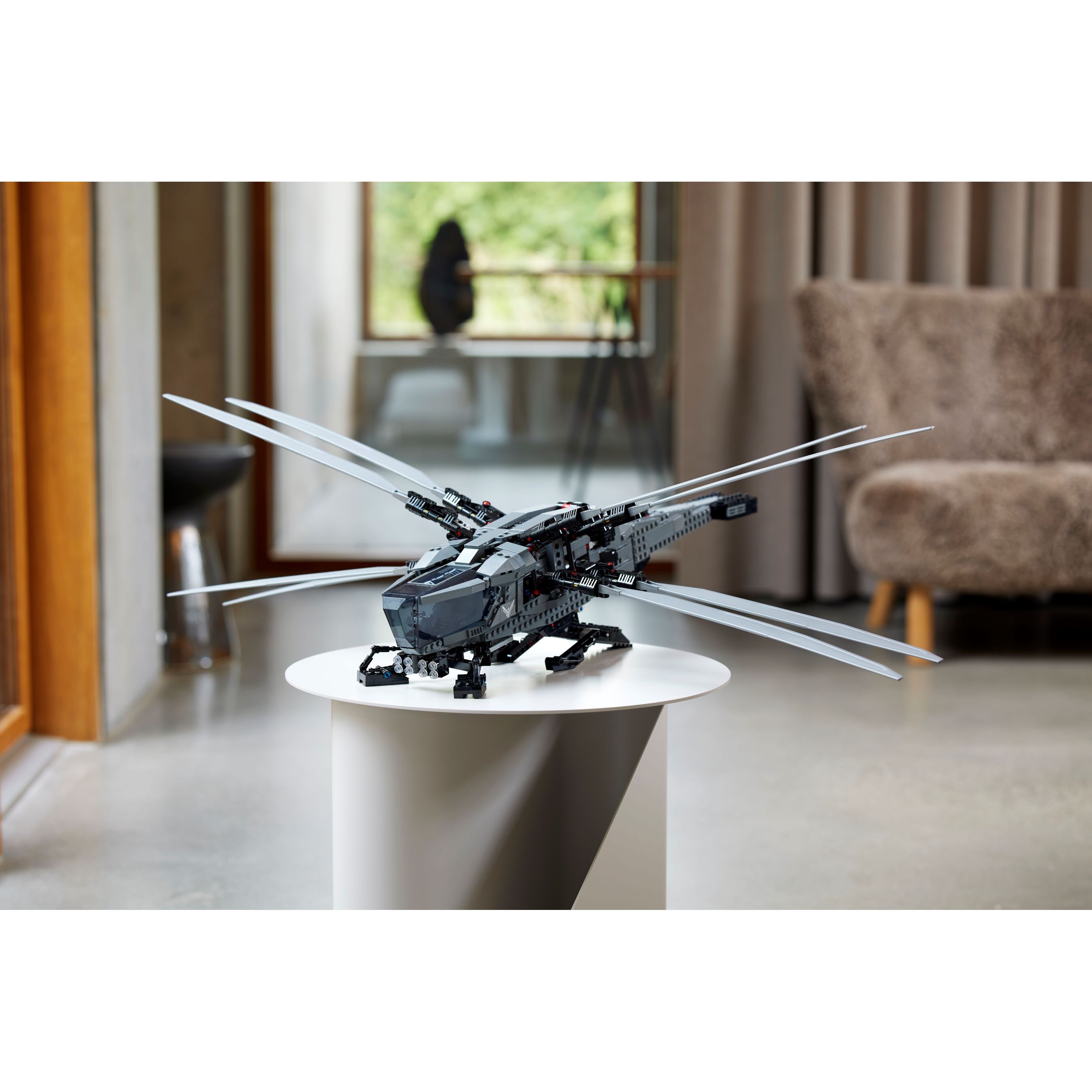 Dune Atreides Royal Ornithopter - Image 11