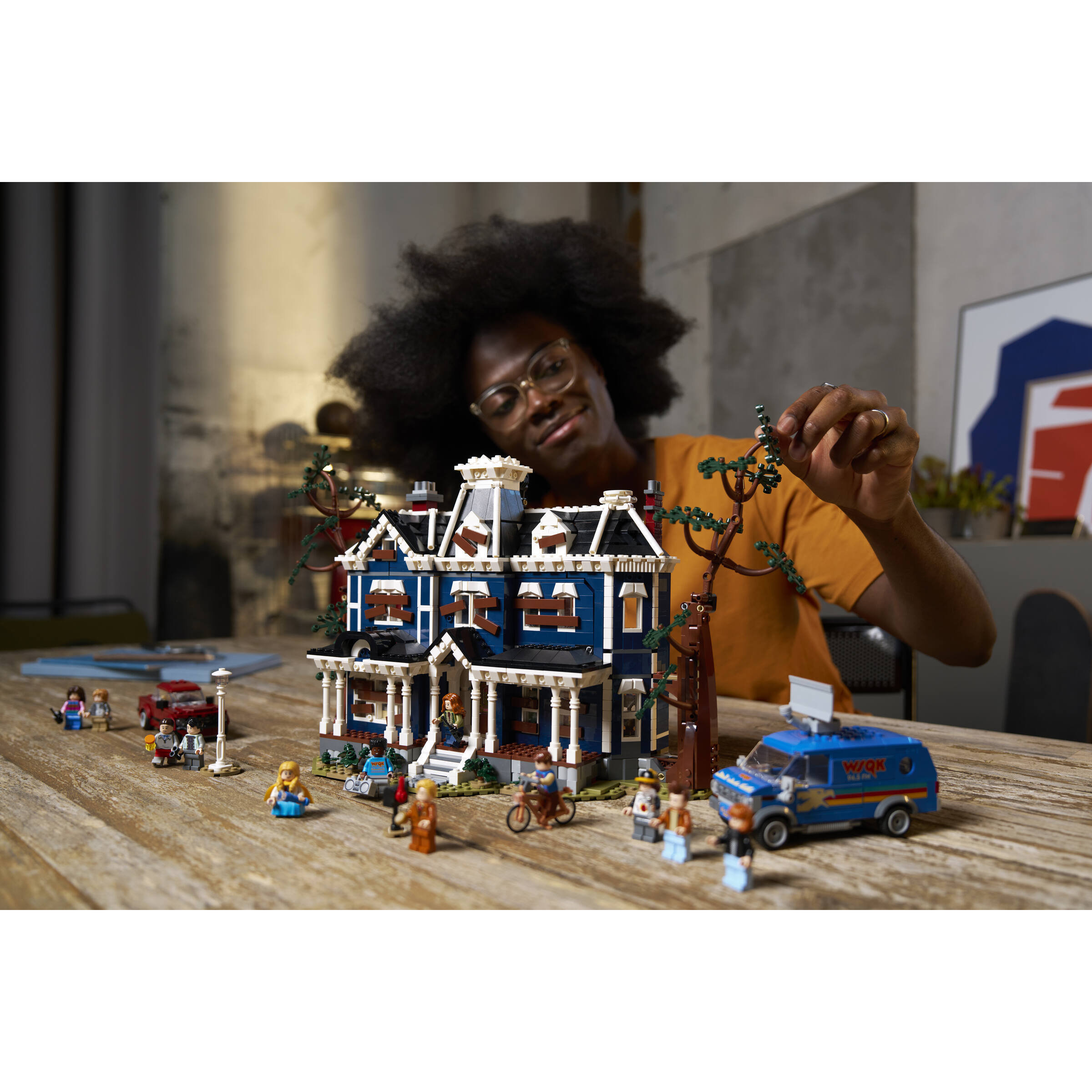 Stranger Things: The Creel House - Image 9