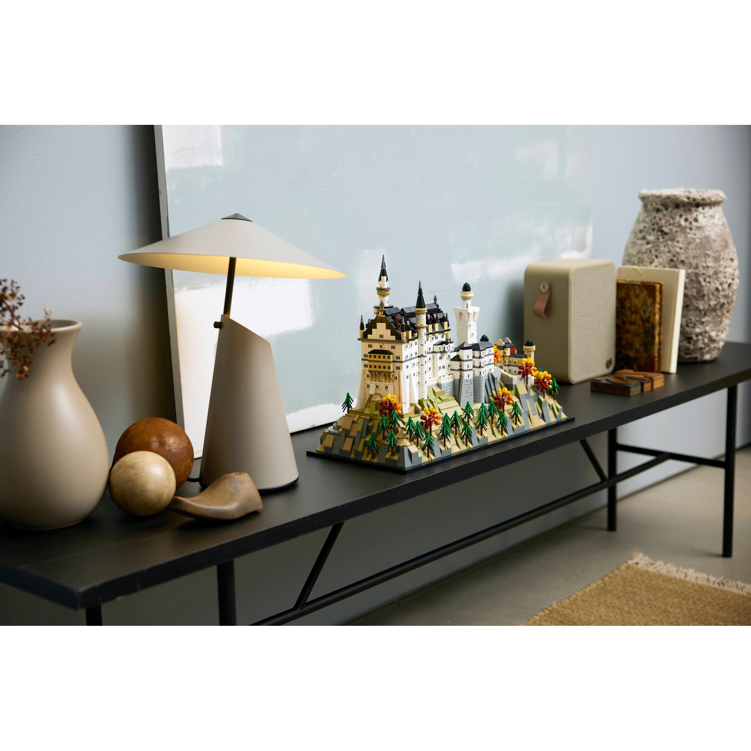 Neuschwanstein Castle - Image 10