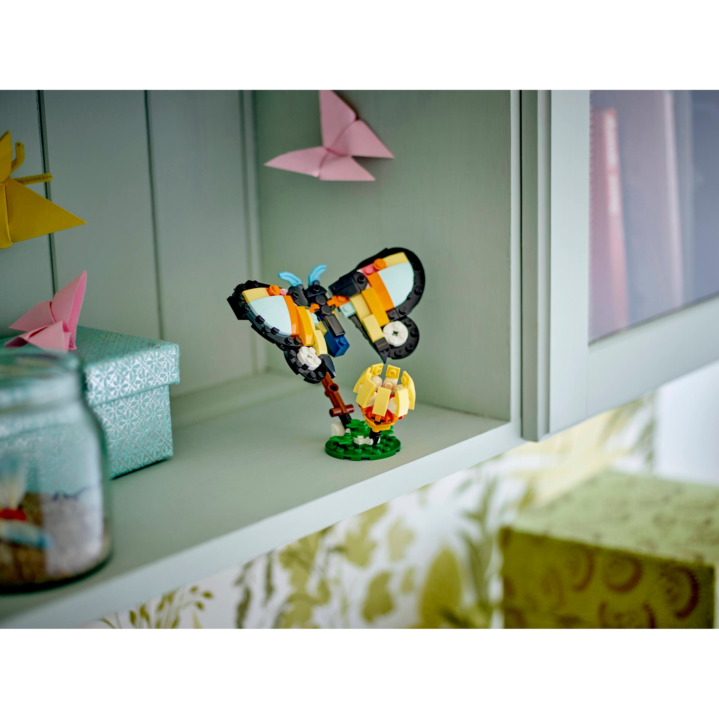 Wild Animals: Tropical Toucan - Image 8