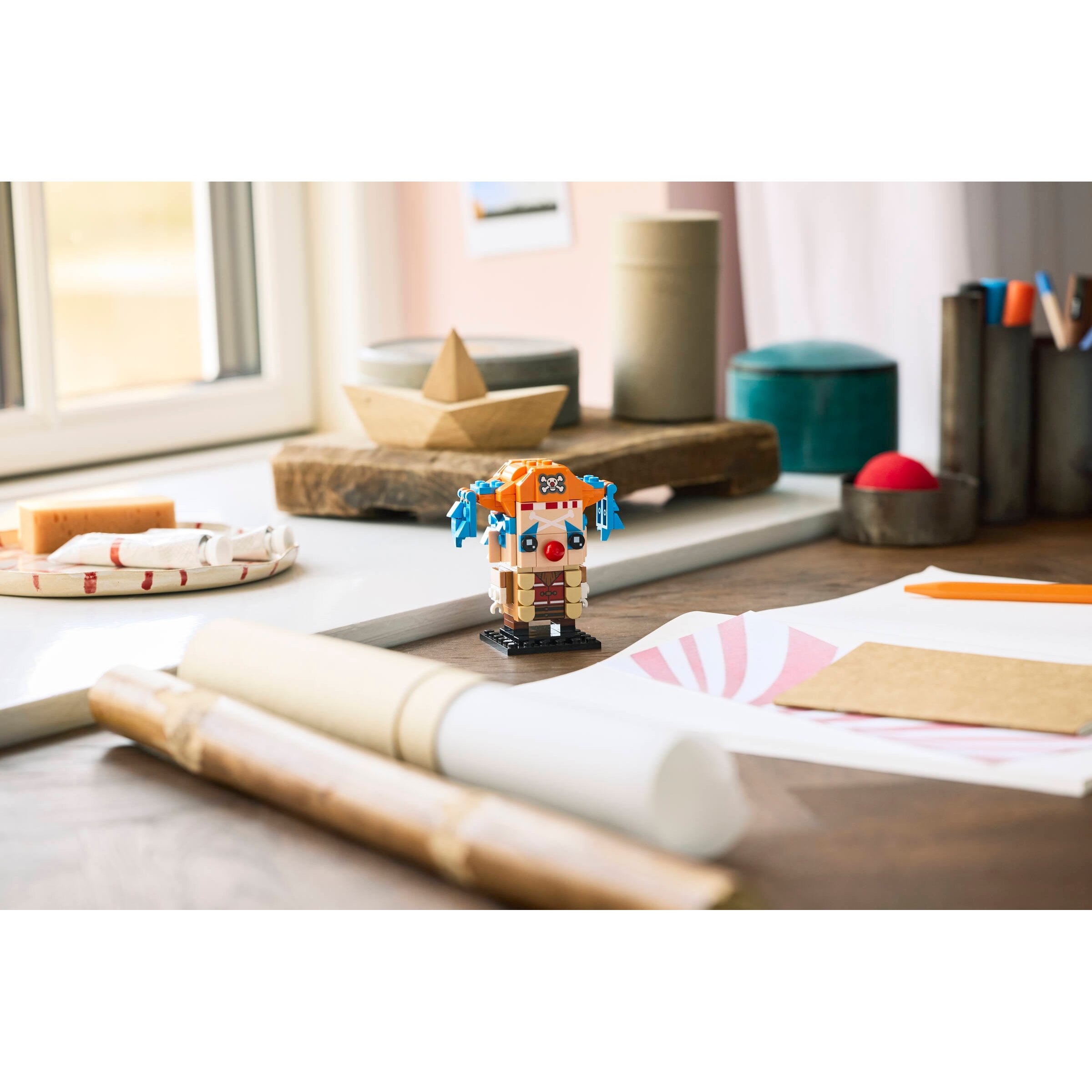 Buggy The Clown Figure - Image 5