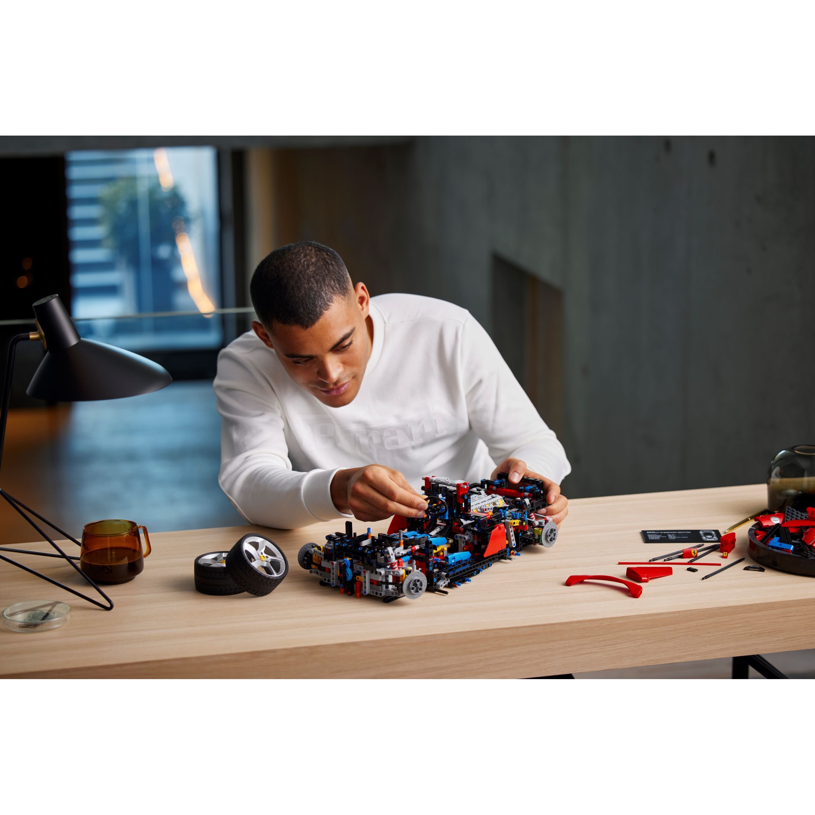 Ferrari Daytona Sp3 - Image 11