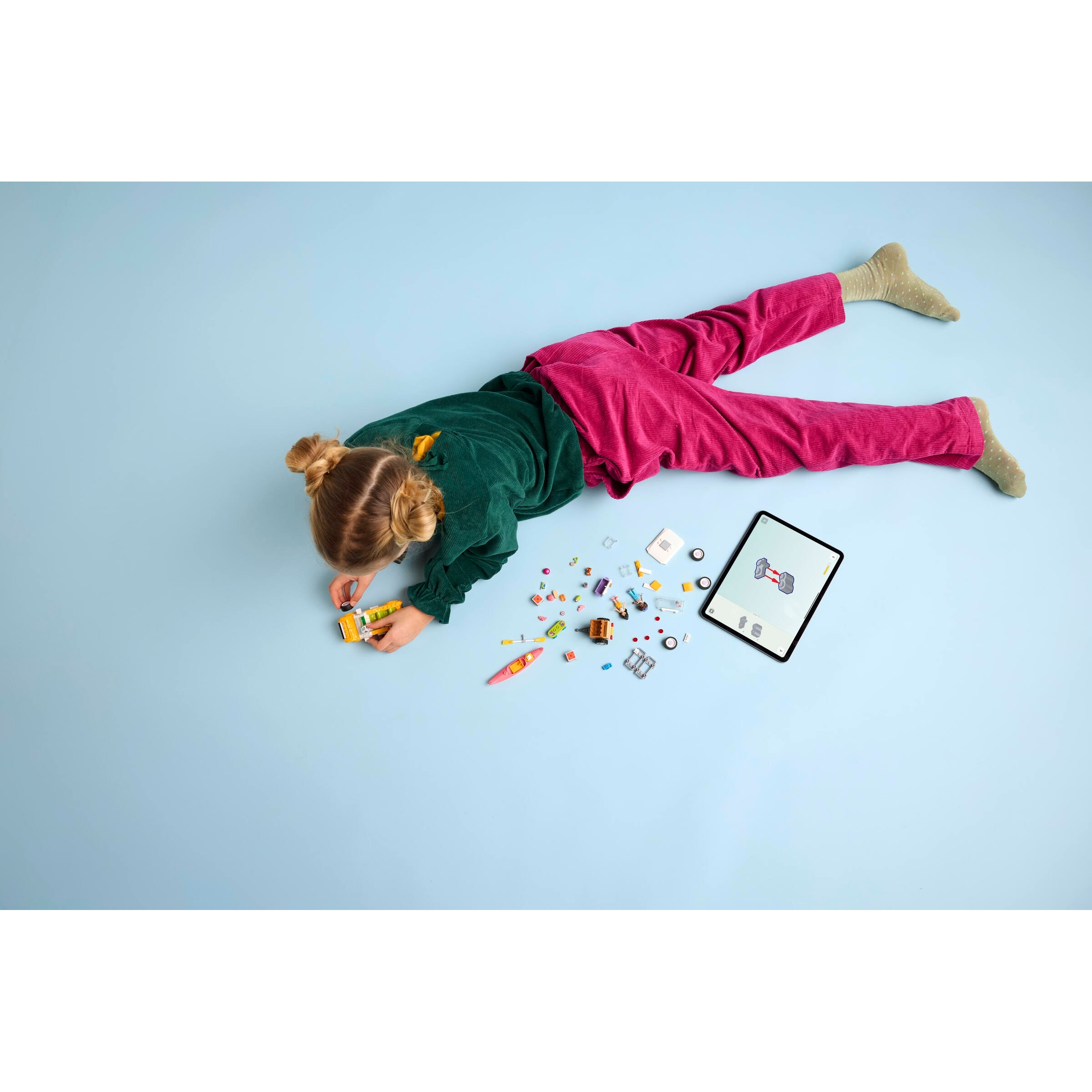 Friendship Road-Trip Travel Car - Image 10