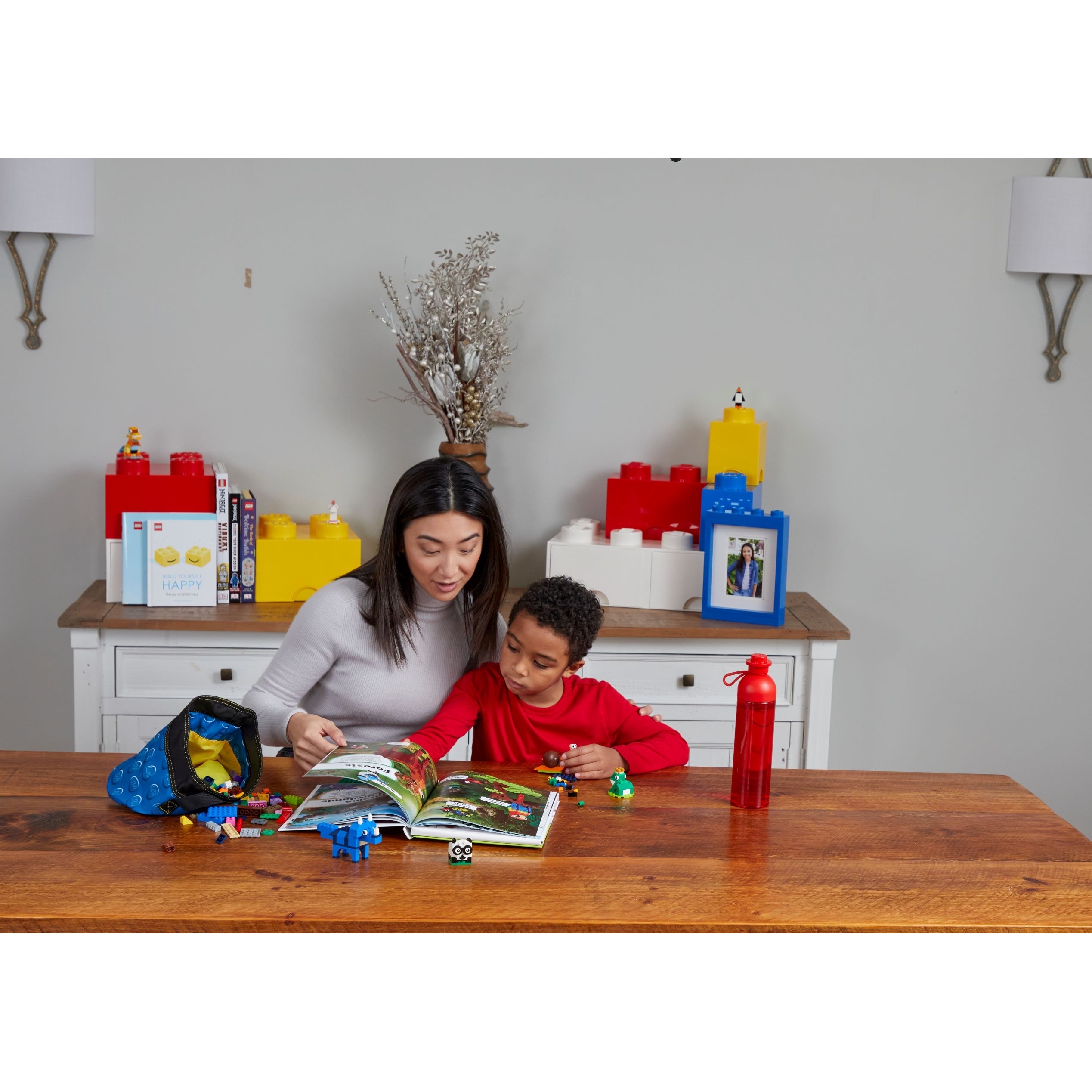 Lego 4-Stud Red Storage Brick - Image 2