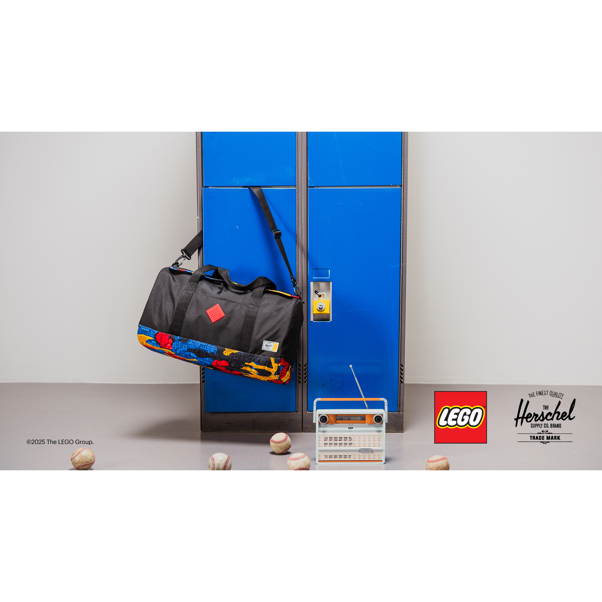 Herschel Heritage Duffle – Abstract Bricks - Image 4