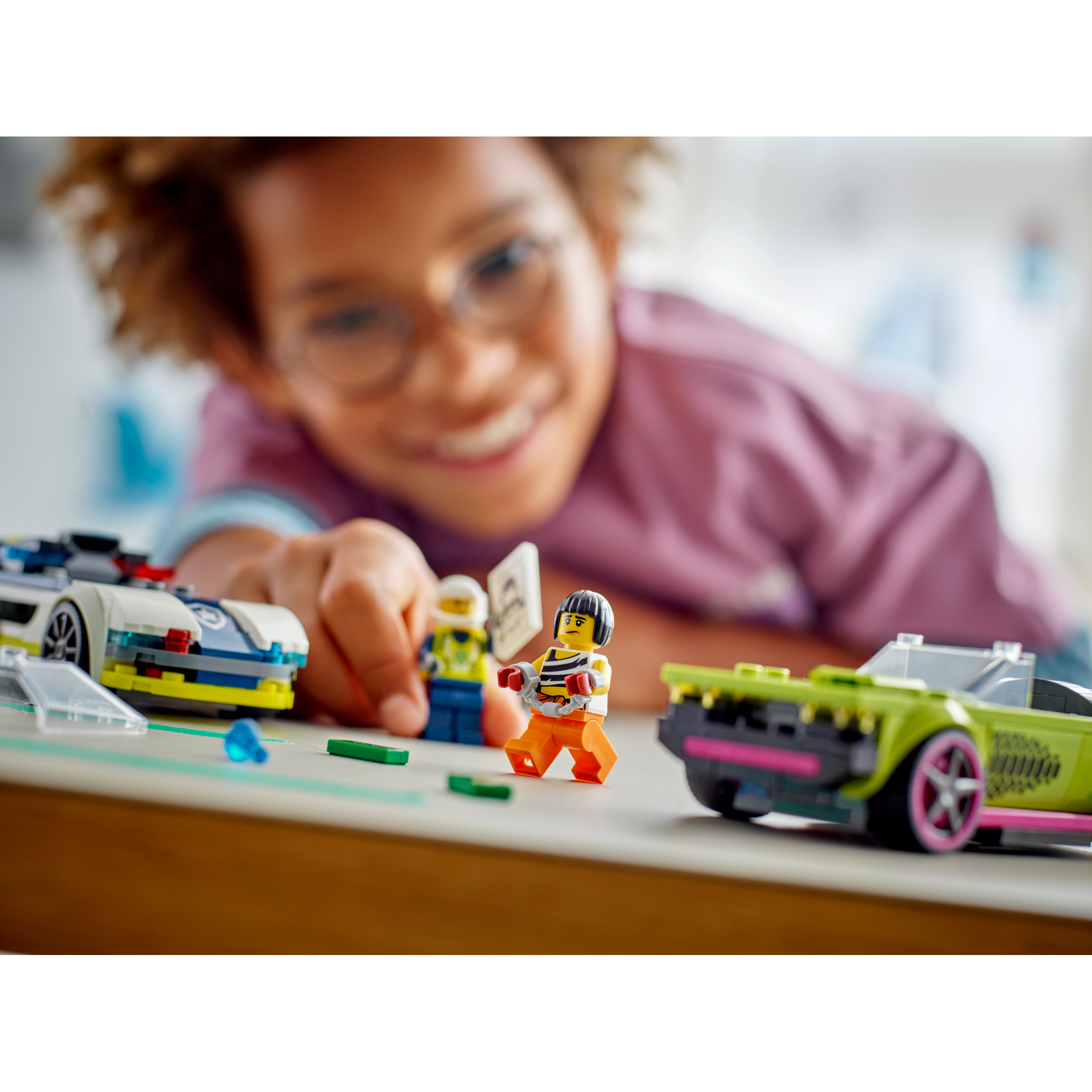 Police Car And Muscle Car Chase - Image 7