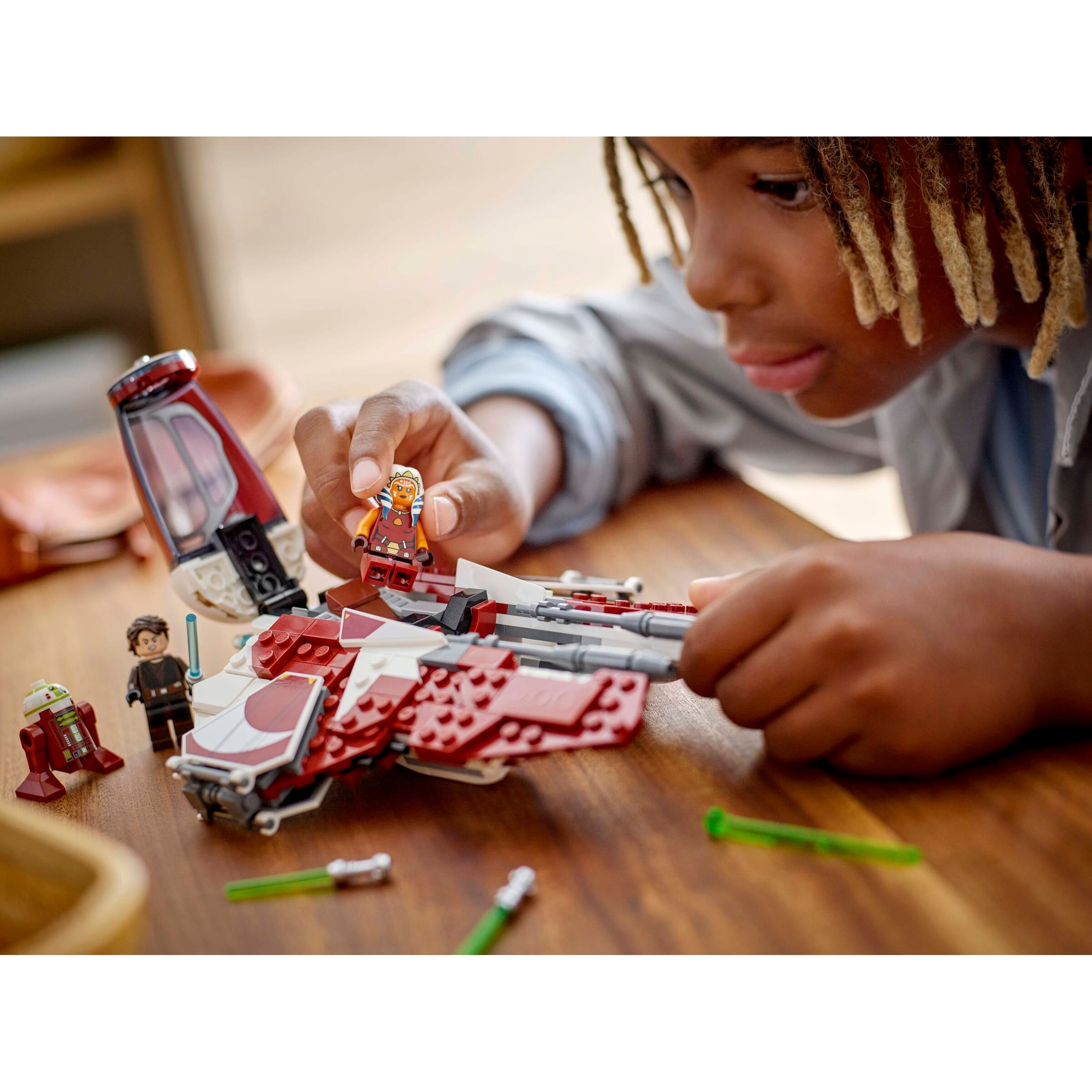 Ahsoka's Jedi Interceptor - Image 9