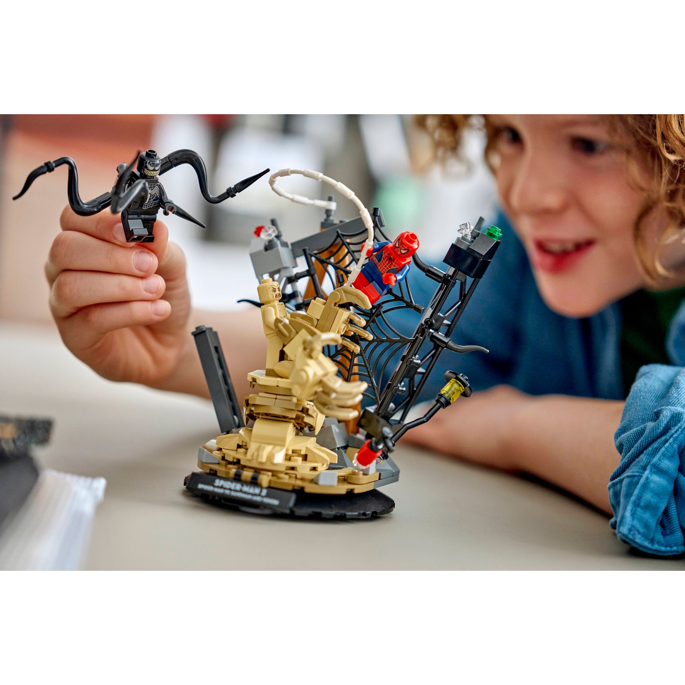 Epic Battle: Spider-Man Vs. Sandman - Image 5