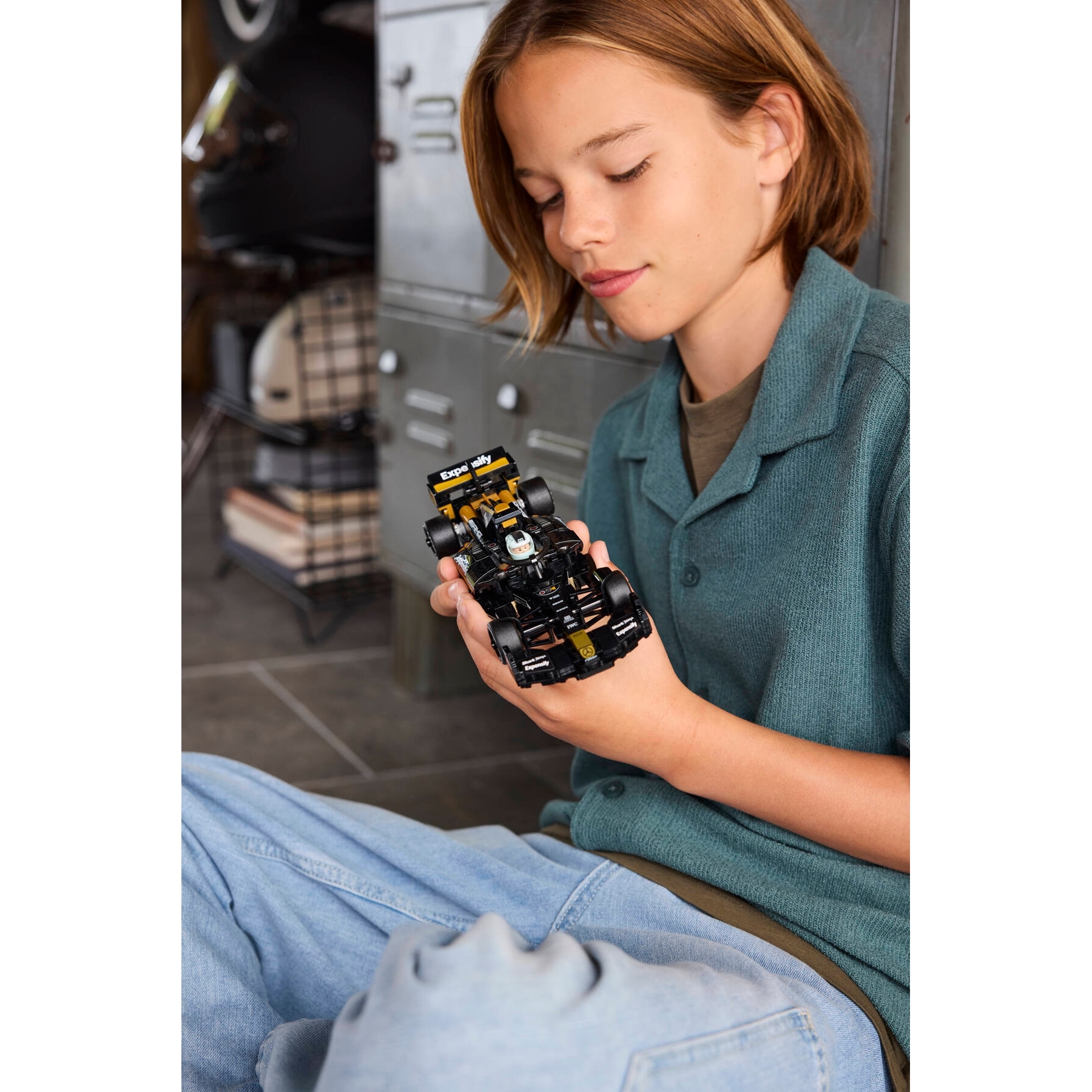 Apxgp Team Race Car From F1 The Movie - Image 12